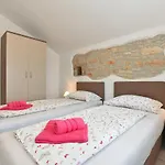House Bruno 1735 Galižana