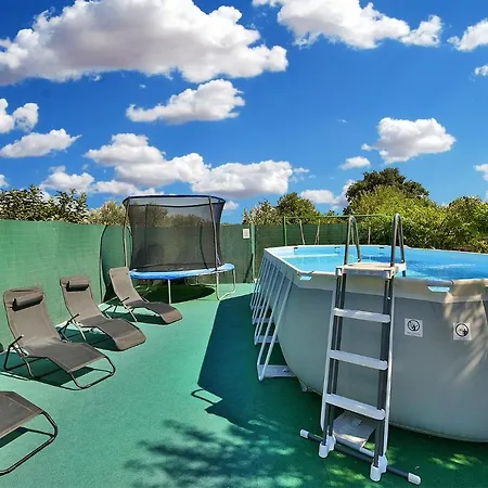 House Bruno 1735 Semesterbostad Galižana