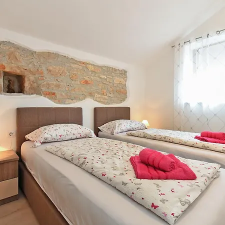 Semesterbostad House Bruno 1735 *