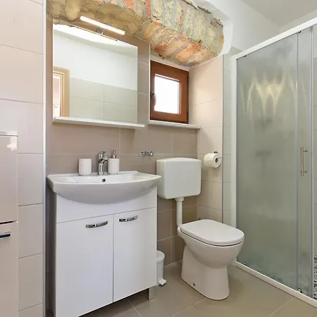 Semesterbostad House Bruno 1735 Galižana