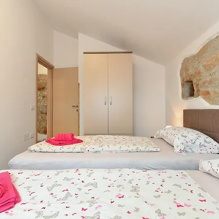 House Bruno 1735 Semesterbostad