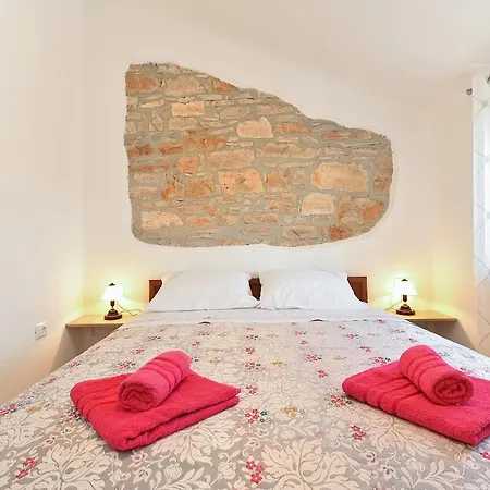 Semesterbostad House Bruno 1735 *