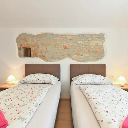 House Bruno 1735 Semesterbostad