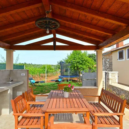 House Bruno 1735 Semesterbostad