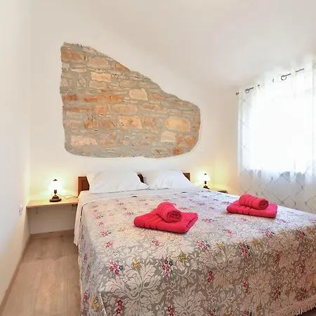 House Bruno 1735 Feriehus