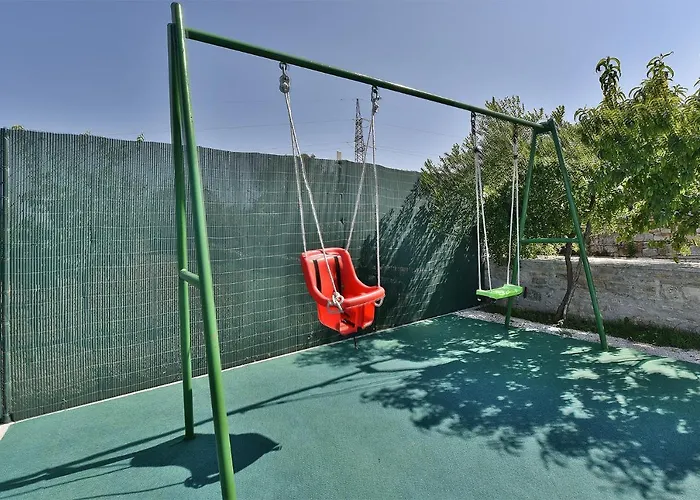 House Bruno 1735 펜션 *