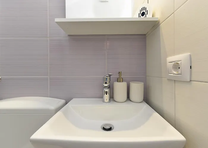 House Bruno 1735 펜션